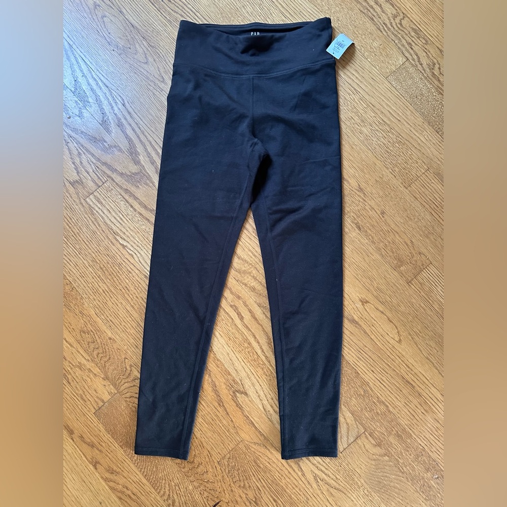 Brand new gap leggings size 12 - tag on never worn black
